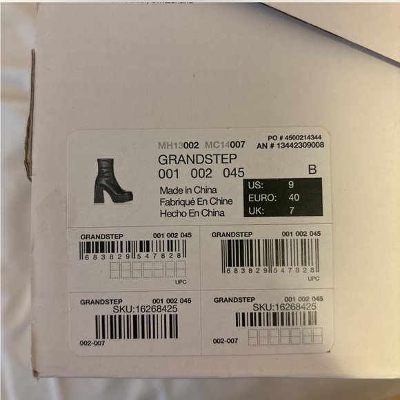 ALDO Grandstep Boots
Great-Excellent Condition. Size 9. Comes in original box - Picture 4 of 4